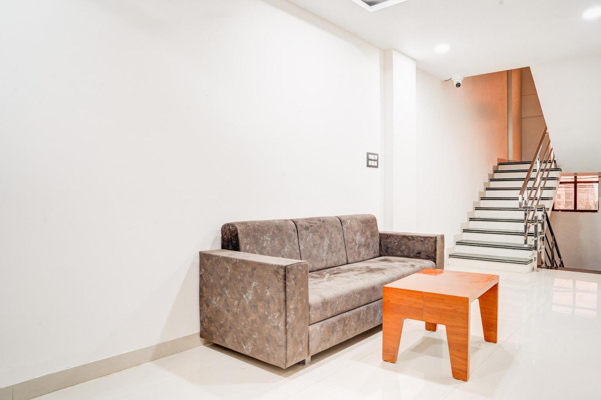 Hotel O Rudra Palace Bhopal Ngoại thất bức ảnh